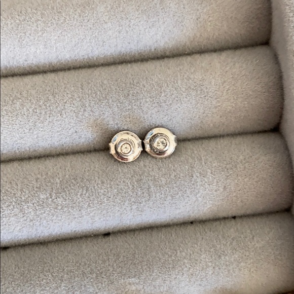 Mejuri Jewelry - New Mejuri studs